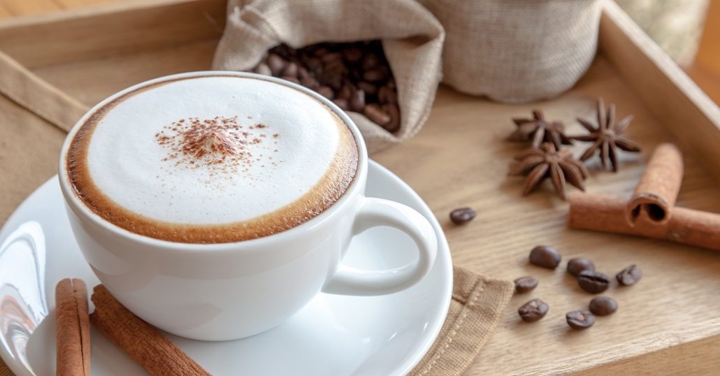 Как пить и подавать капучино в кафе